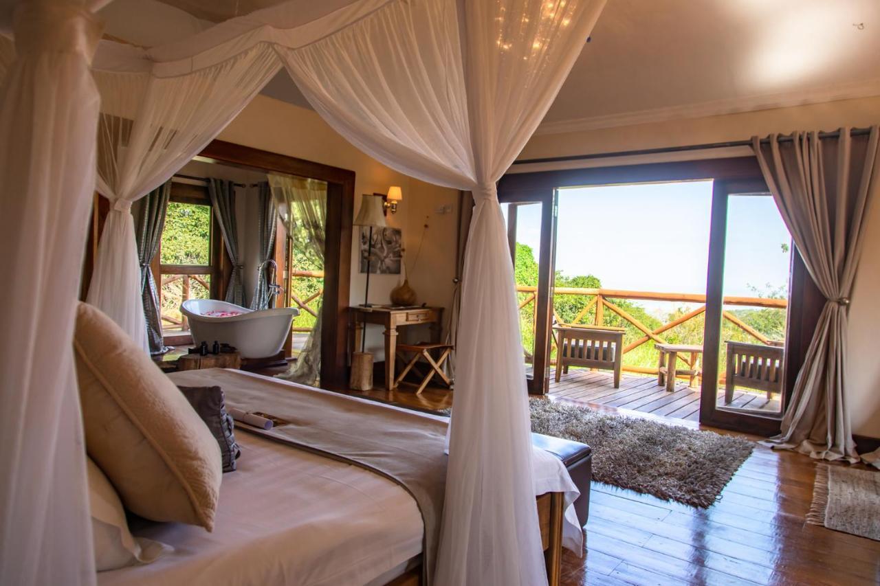 Escarpment Luxury Lodge Manyara Mto wa Mbu ภายนอก รูปภาพ