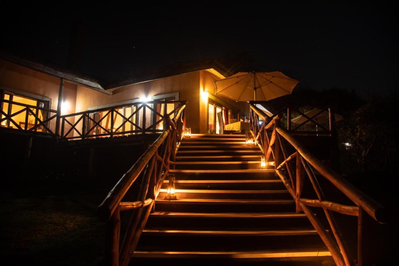 Escarpment Luxury Lodge Manyara Mto wa Mbu ภายนอก รูปภาพ