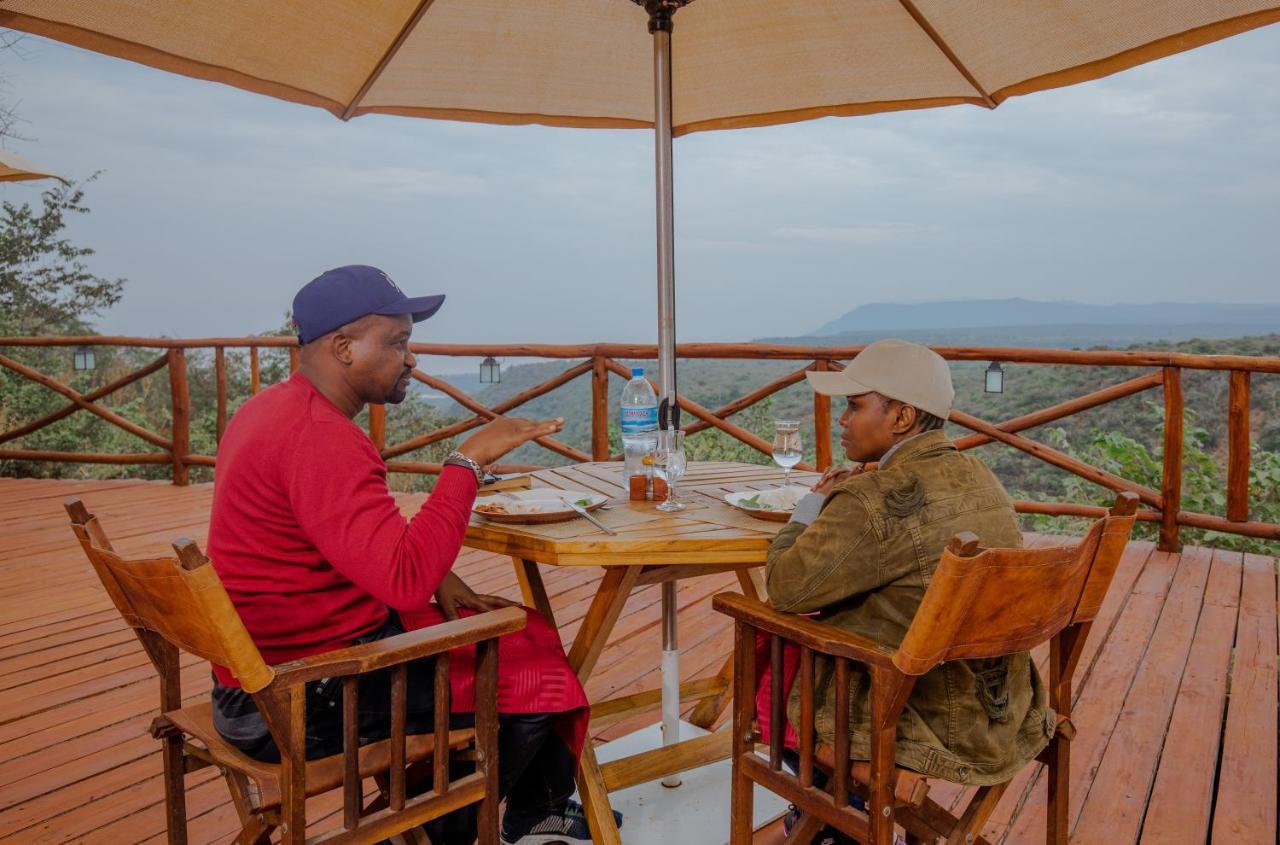 Escarpment Luxury Lodge Manyara Mto wa Mbu ภายนอก รูปภาพ