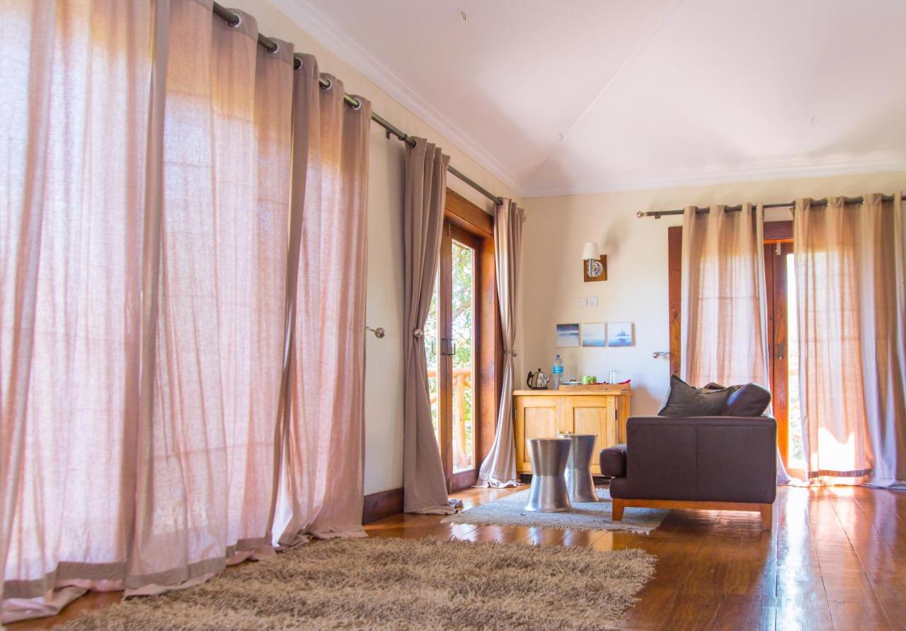 Escarpment Luxury Lodge Manyara Mto wa Mbu ภายนอก รูปภาพ