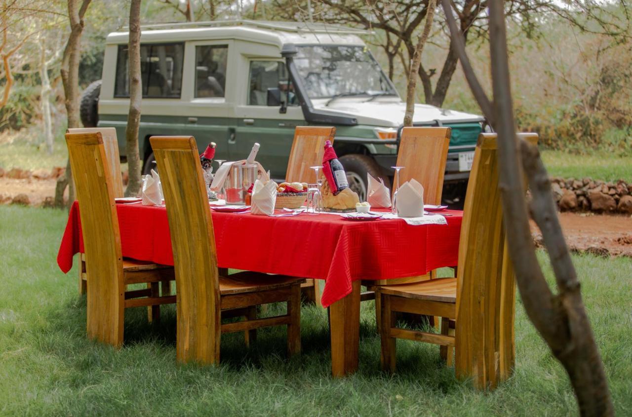 Escarpment Luxury Lodge Manyara Mto wa Mbu ภายนอก รูปภาพ