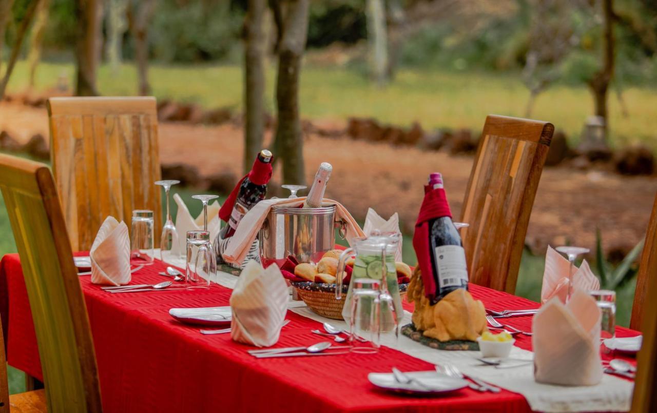Escarpment Luxury Lodge Manyara Mto wa Mbu ภายนอก รูปภาพ