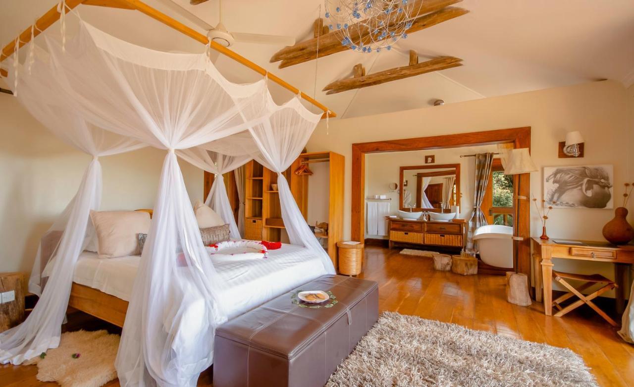 Escarpment Luxury Lodge Manyara Mto wa Mbu ภายนอก รูปภาพ