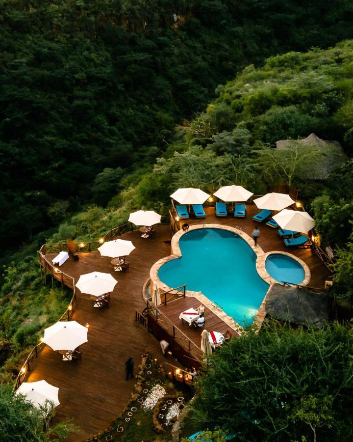 Escarpment Luxury Lodge Manyara Mto wa Mbu ภายนอก รูปภาพ